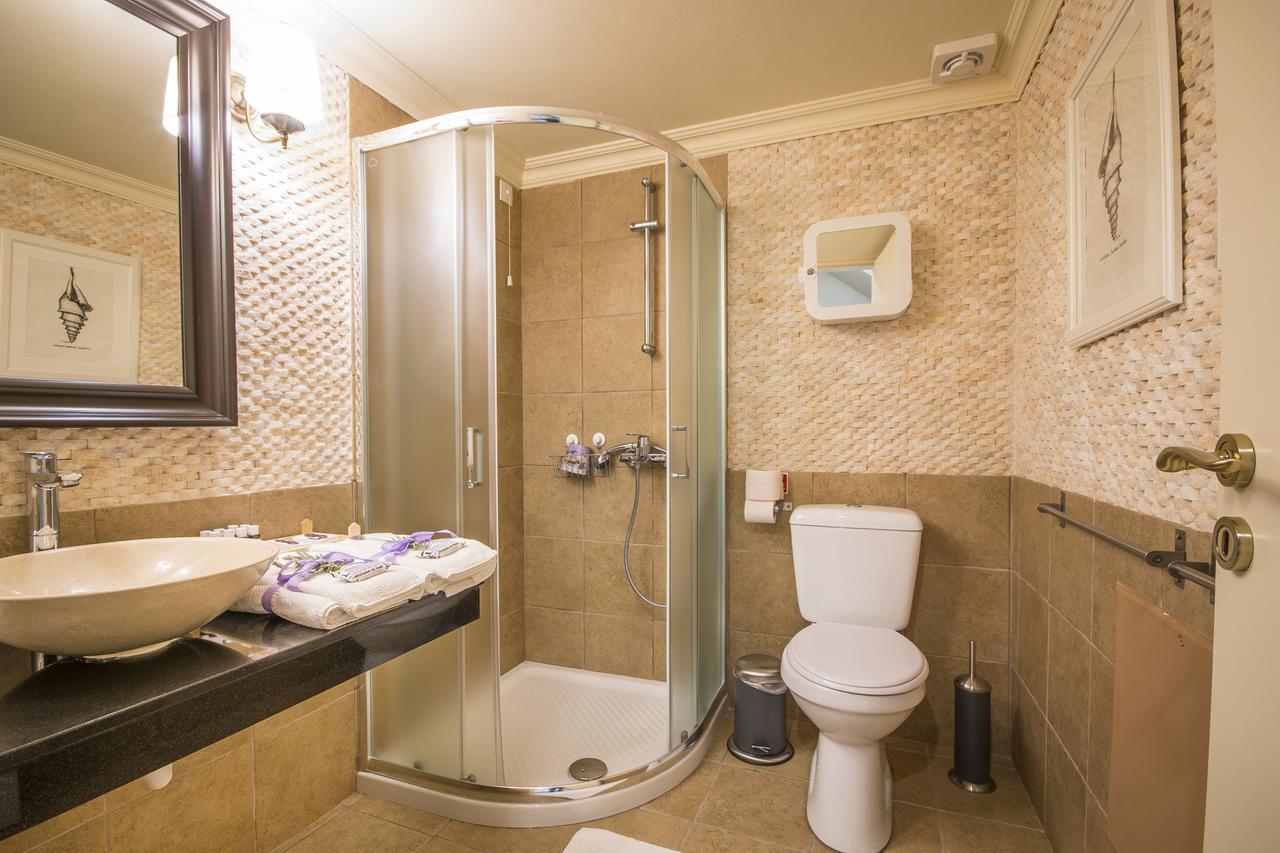 Symi Nautilus Luxury Suites Exterior foto