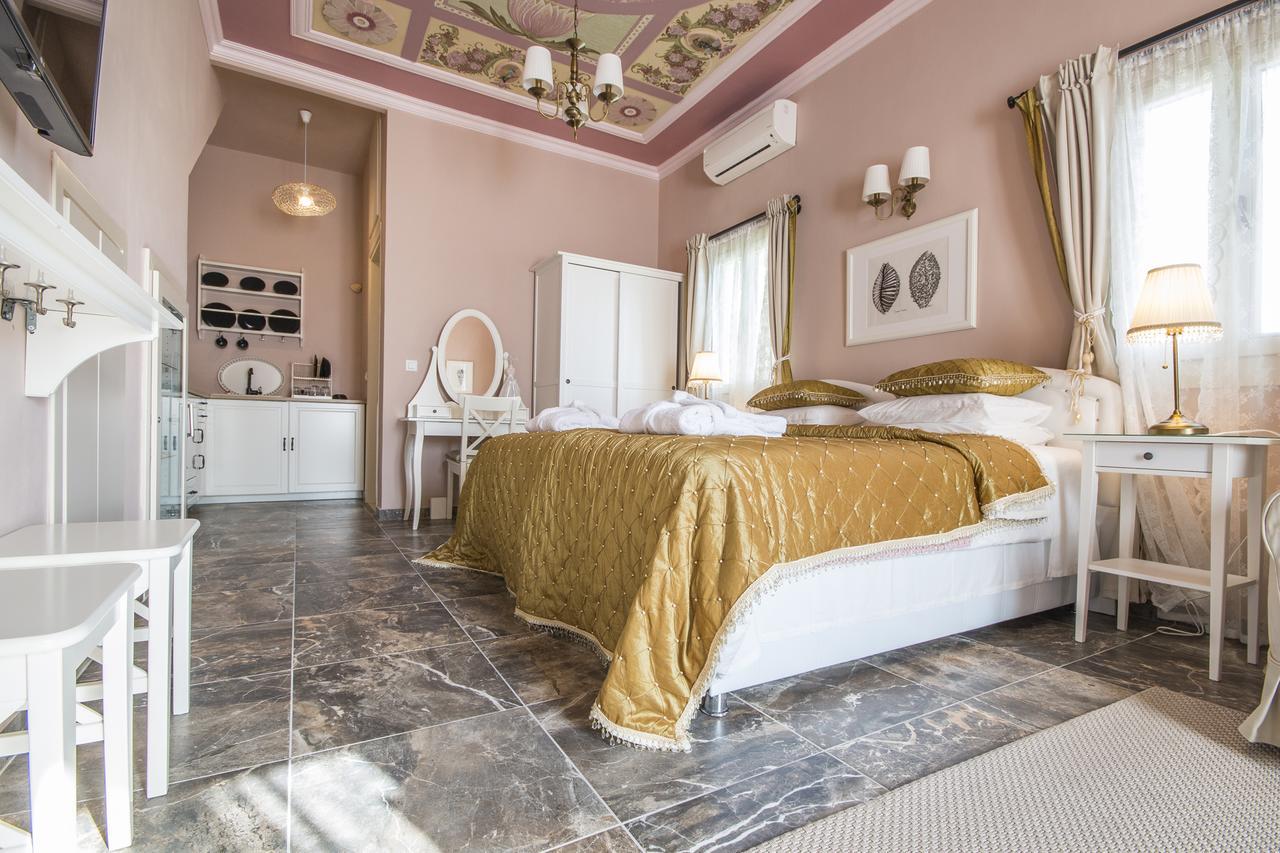 Symi Nautilus Luxury Suites Exterior foto